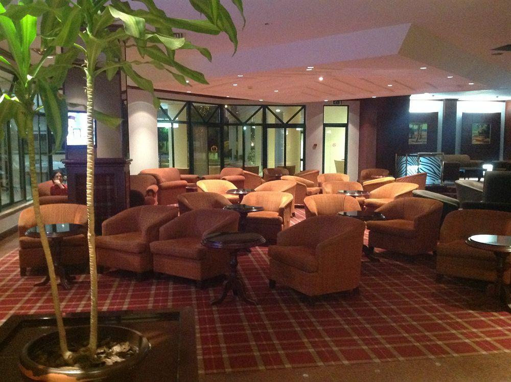 Hotel Vip Grand Maputo Buitenkant foto