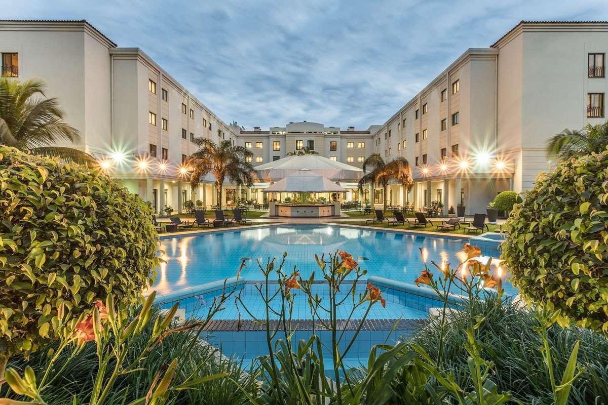 Hotel Vip Grand Maputo Buitenkant foto