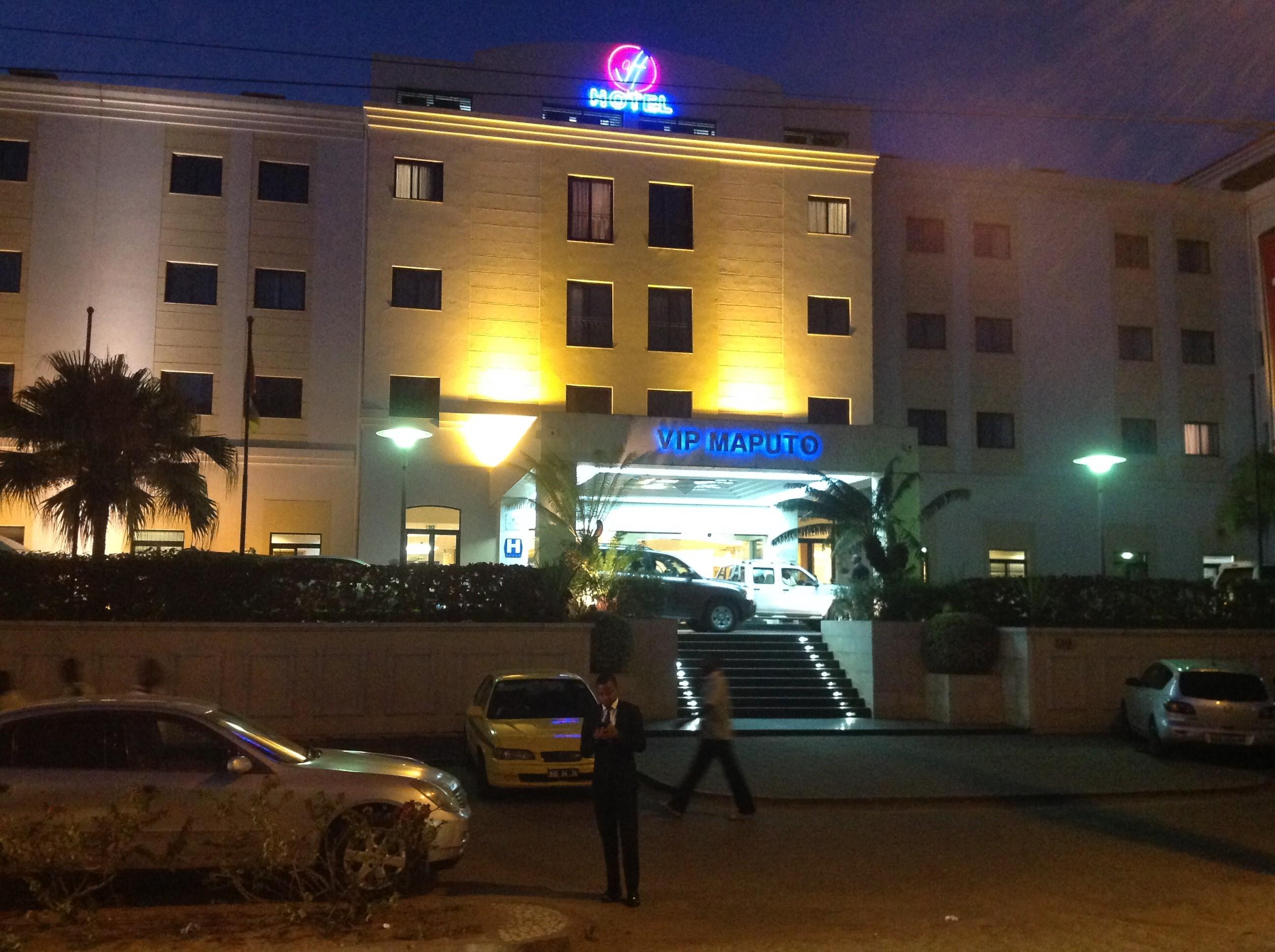 Hotel Vip Grand Maputo Buitenkant foto